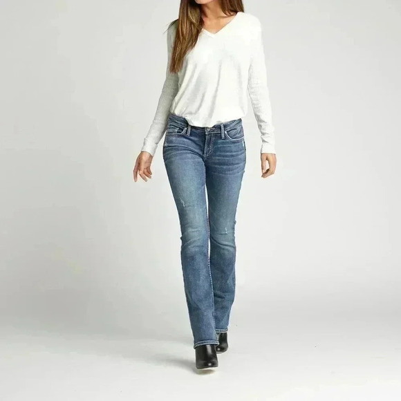 Silver  Jeans - Picture 1 of 3